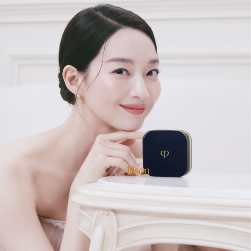 Case Cle De Peau Radiant Cushion Foundation Natural